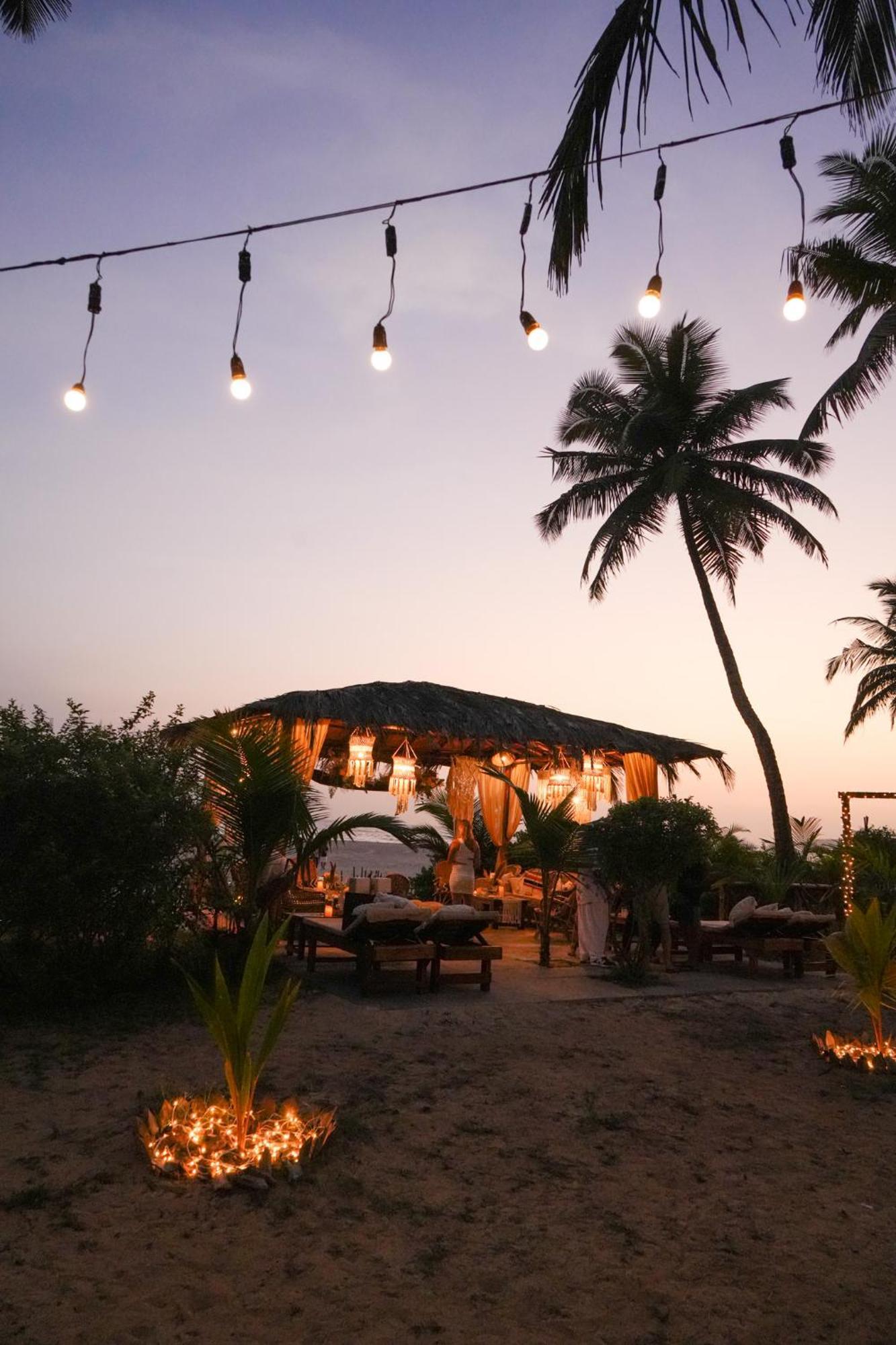 Fiesta - Beachfront Getaway * Verna