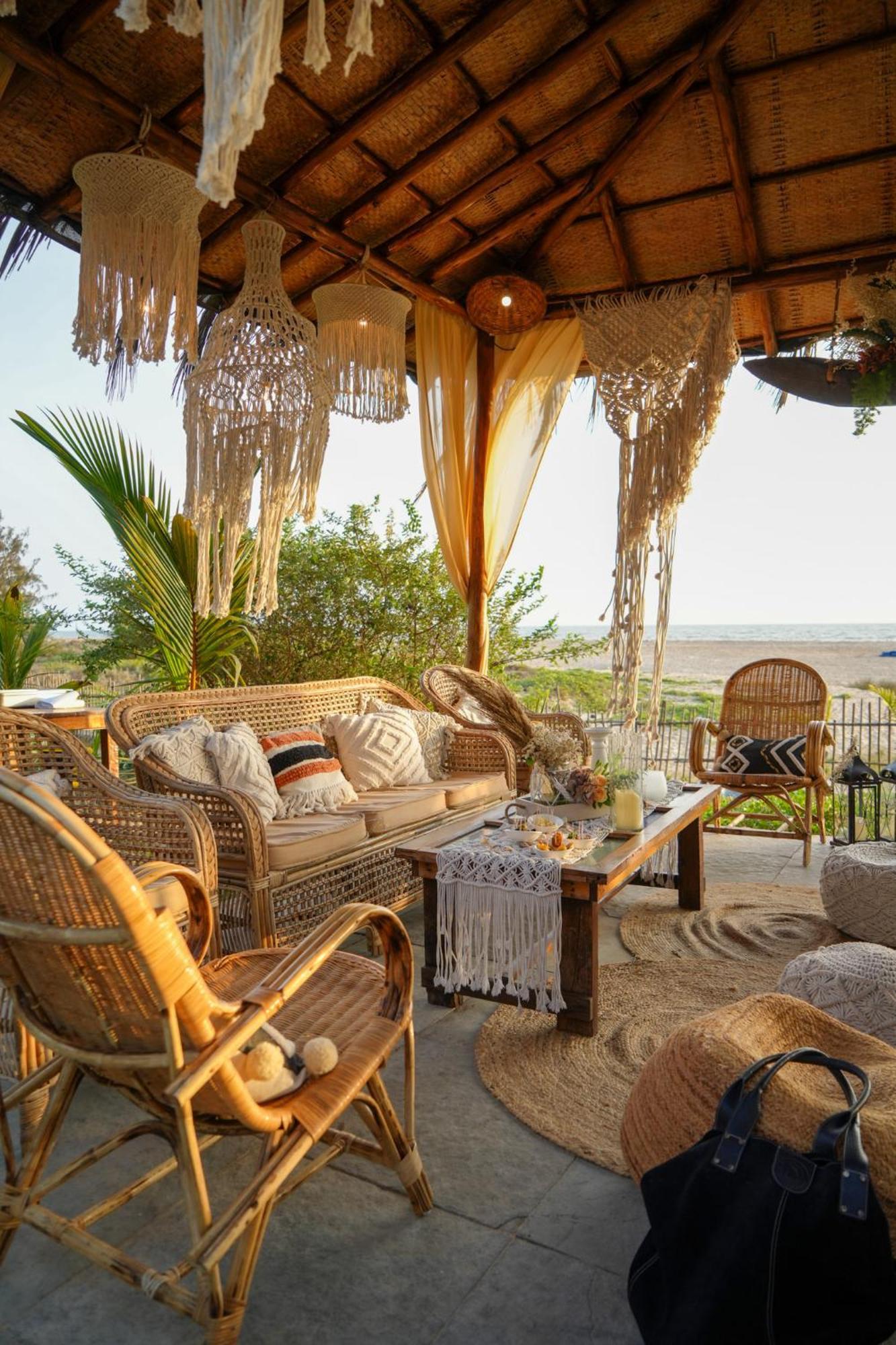Chalet Fiesta - Beachfront Getaway *